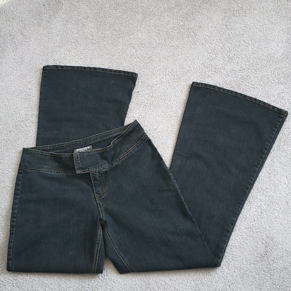Bisou Bisou boot cut style women's jeans